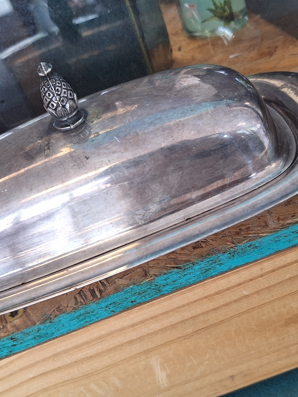 Vintage Silver-Plated Polished Silver-Tone Butter Dish with Pineapple Finial